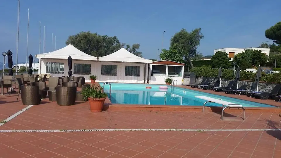 Aparthotel Residence la Vignetta Varazze